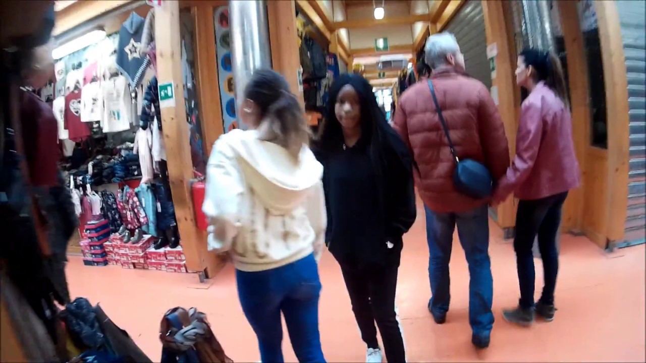 Tavisio Markt schlechtes Wetter nichts los !