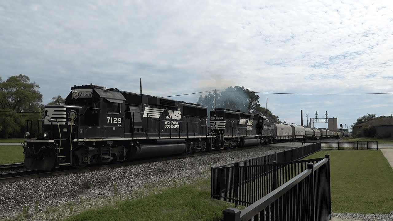 Fostoria Ohio Summer Railfanning Part 1 (6/28/24)