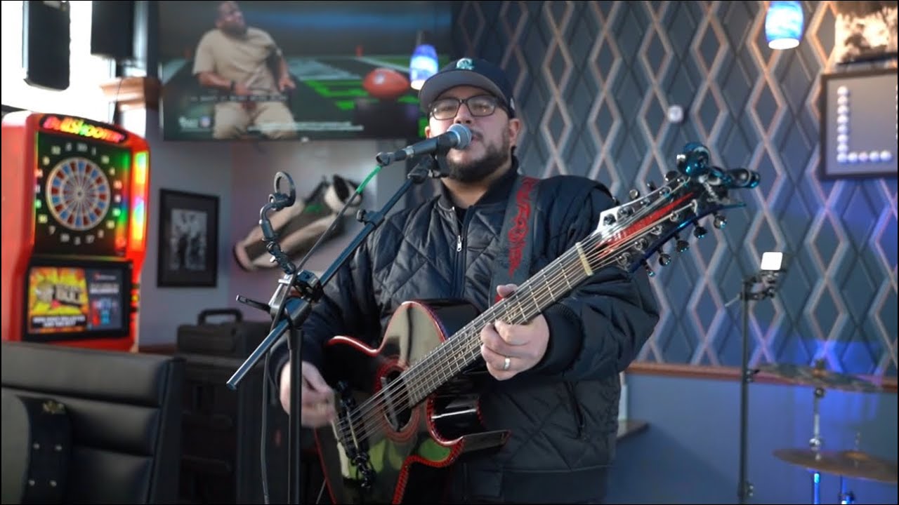 Tu No Necesitas a Carlo - Grupo Anexo (En Vivo desde Luckys Pub Fore) 