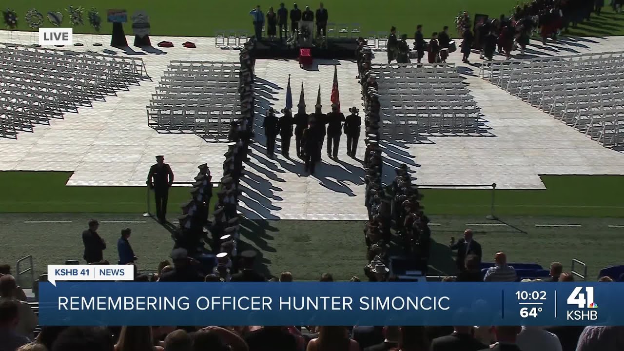Presentation of colors at Ofc. Simoncic funeral
