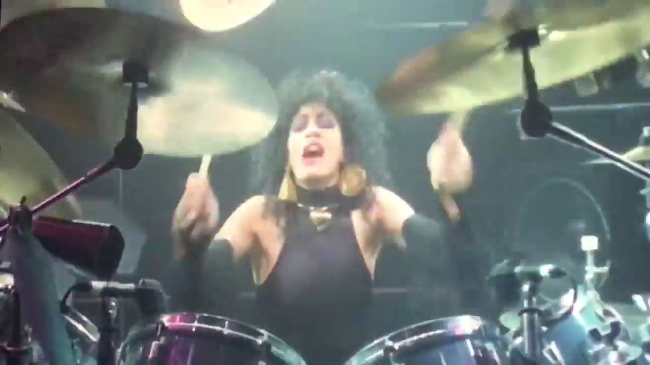 #Music - Sheila  E  - Solo Drum Live
