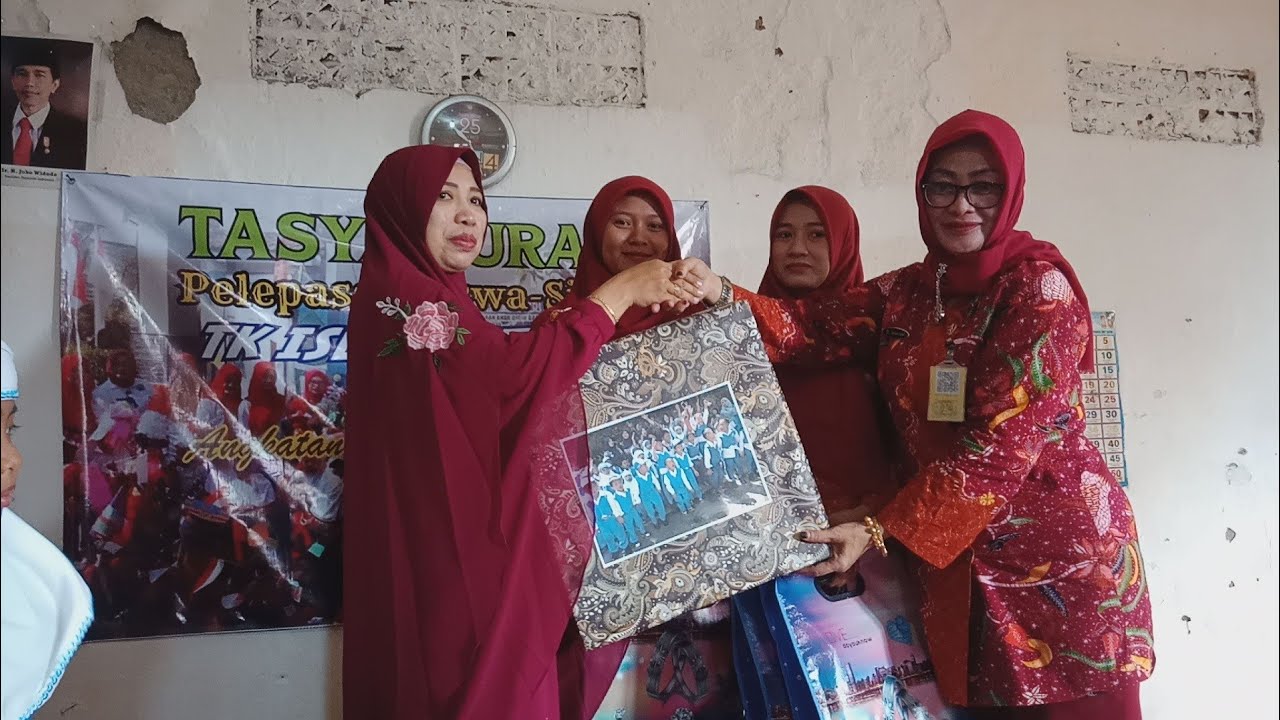 Pelepasan siswa - siswi  TK B 2018 -2019