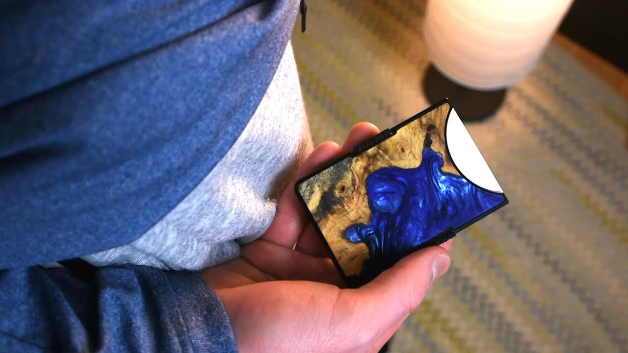 The coolest wallet EVER! - Carved Wallet Review