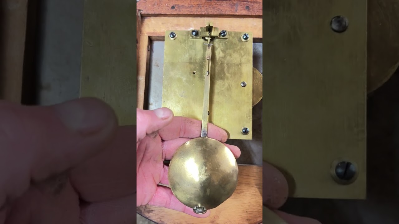 Fusee clock how to hang a pendulum - and some other information #vintage #clockrepair 
