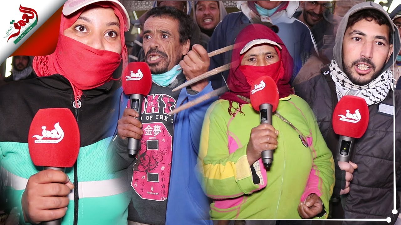 ينتظرون في 