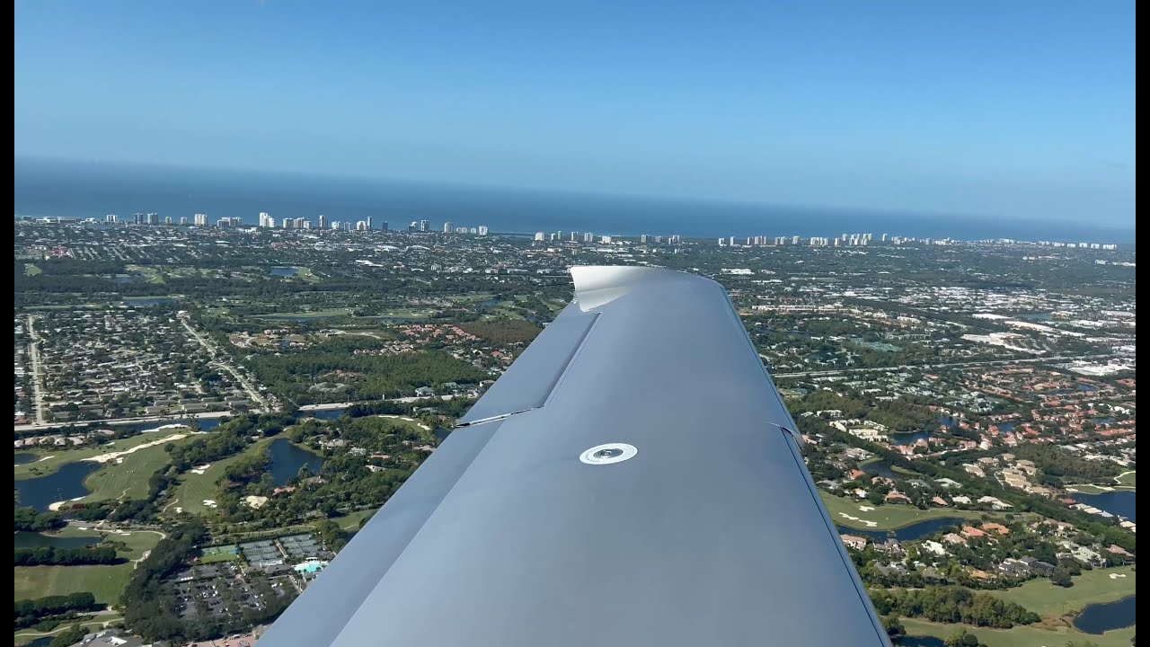 Cirrus SR22 Flight from Naples, Florida to Minnesota (KAPF-KTHA-KRNH) with ATC audio