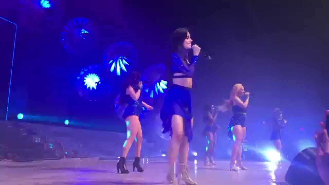Fifth Harmony - Better Together Live in Bakersfield (Front Row)