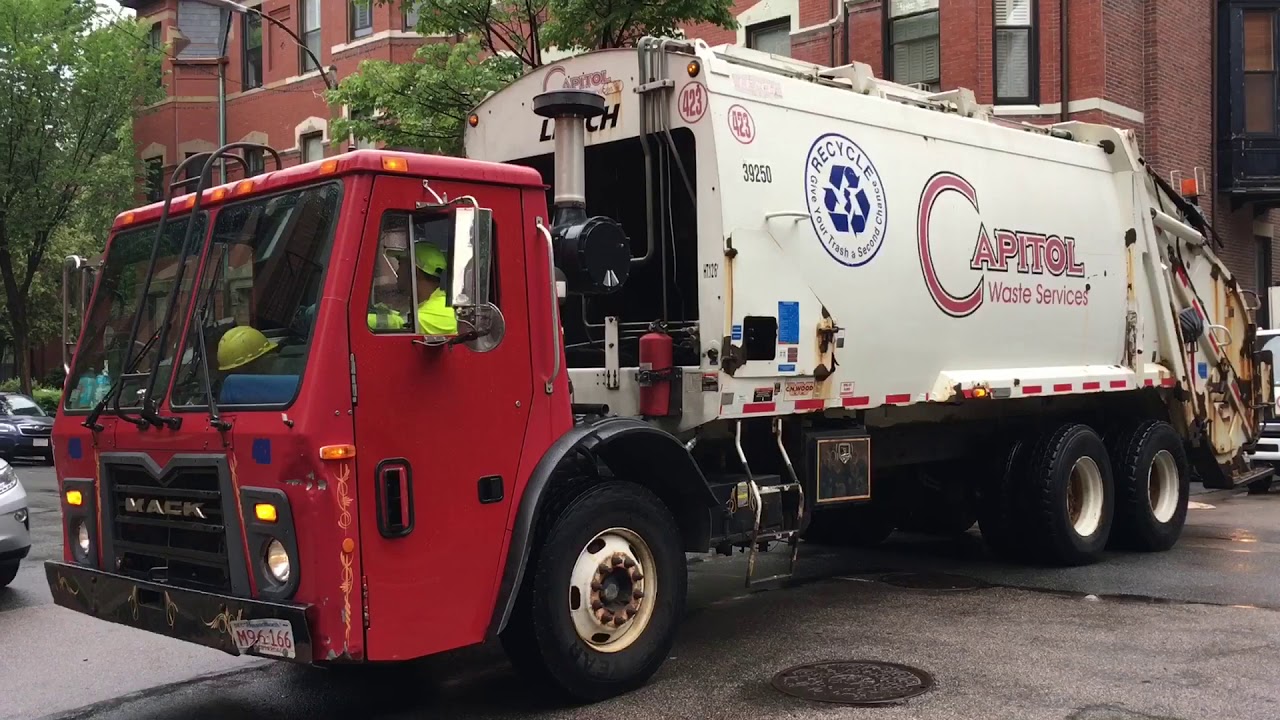 Capitol Waste Mack LEU Leach 2RIII 423 on Wet Recycling