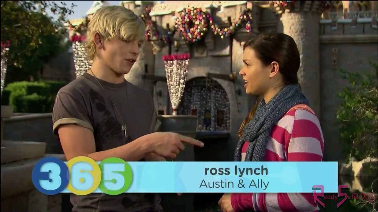 Disney 365 - Ross Lynch, Bella Thorne & Olivia Holt Disney Parks Christmas Day Parade