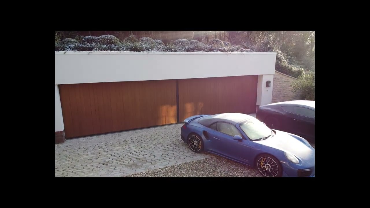 Silvelox Double Side Sliding Garage Doors