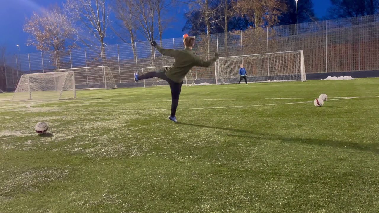 Skud tr&aelig;ning aka kn&aelig;kskud