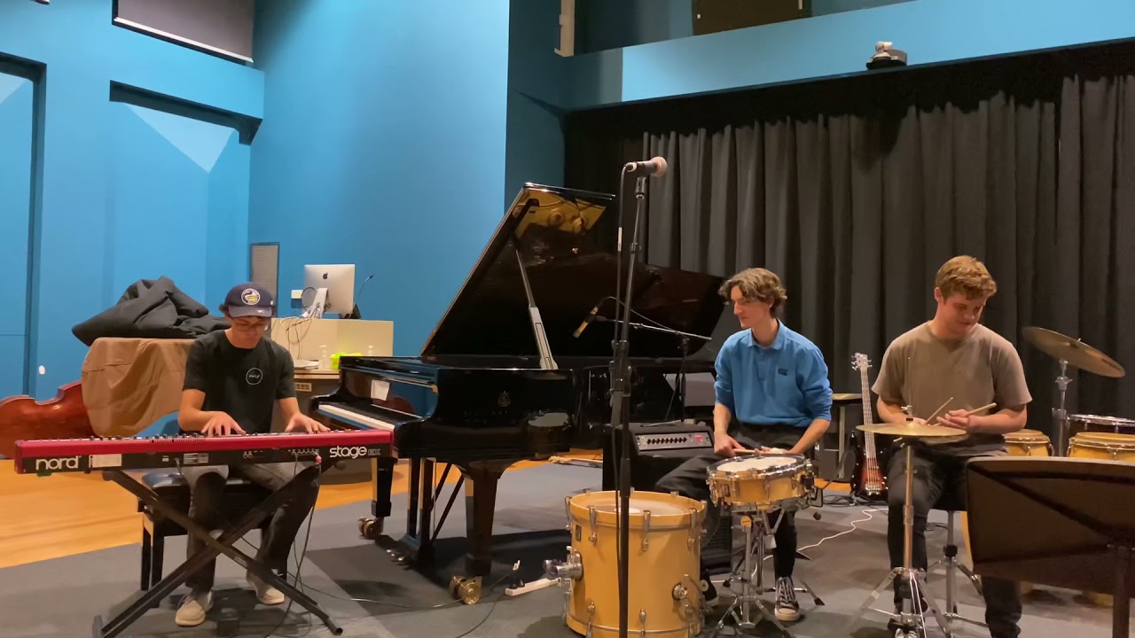 Vulfpeck - Tee Time (Live cover)
