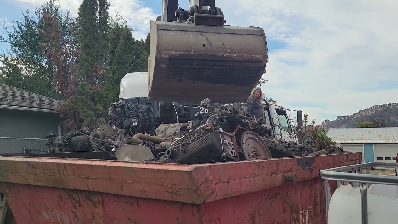 Погрузка лома по-деревенски