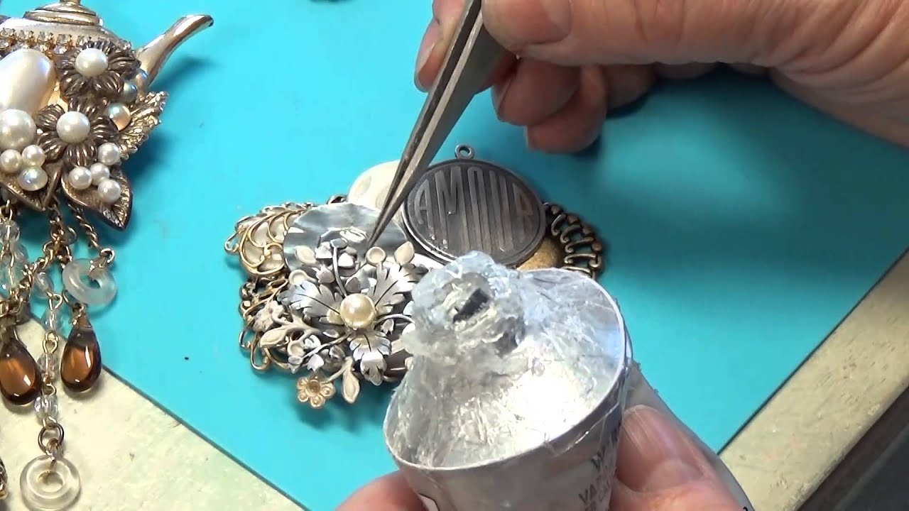 Assembling Collage Brooches, Making Mini Tassels, Setting RIvoli For Collage