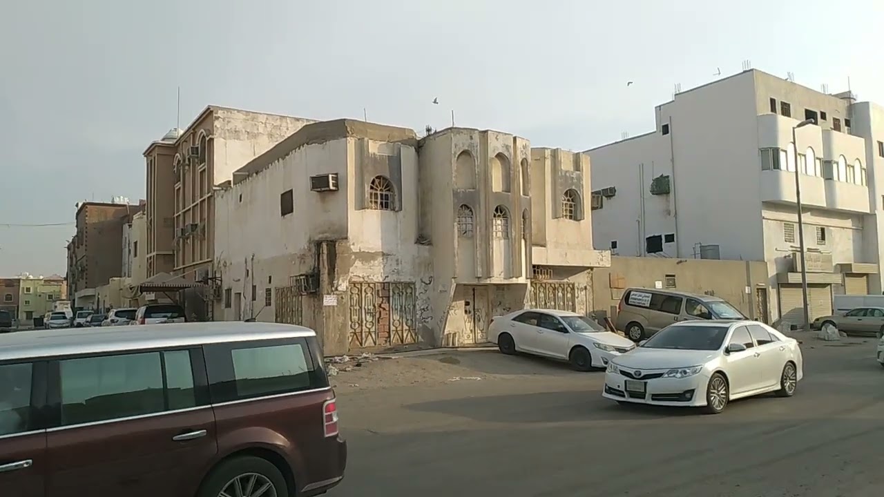 شارع الوادي كيلو 14شمالي في مدينة جدة