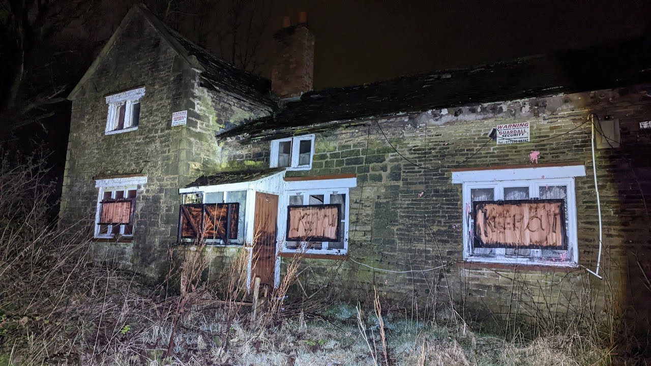 We Found A Creepy Abandoned House: Tower Hill Farm Wigan Abandoned Places