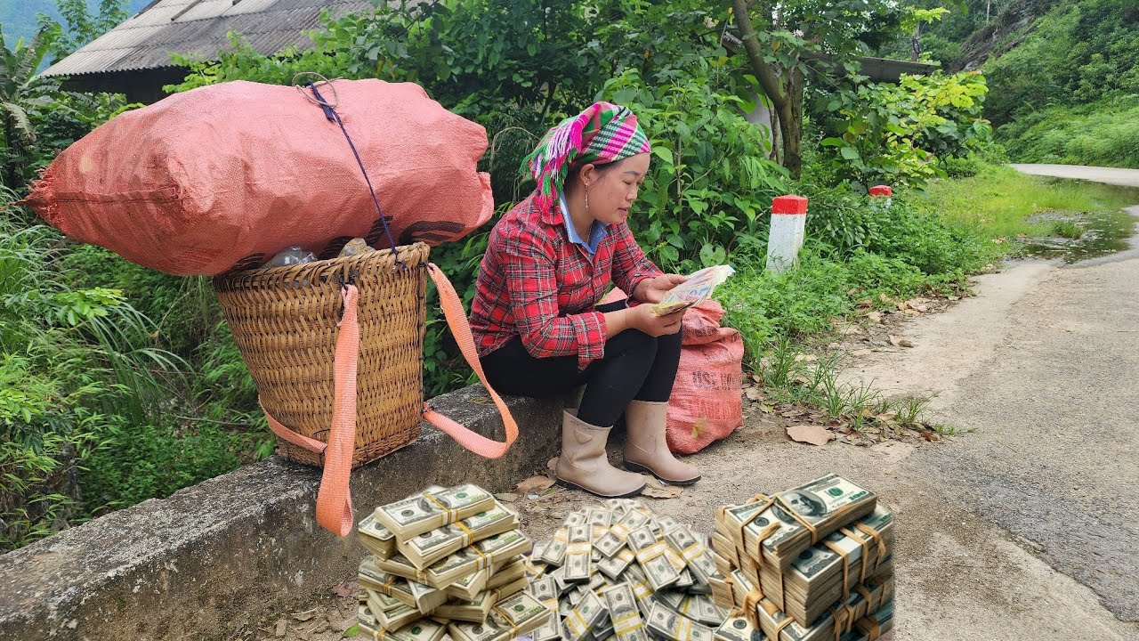 Poor girl picked up 1 million dollars dropped on the street, while going to pick up trash