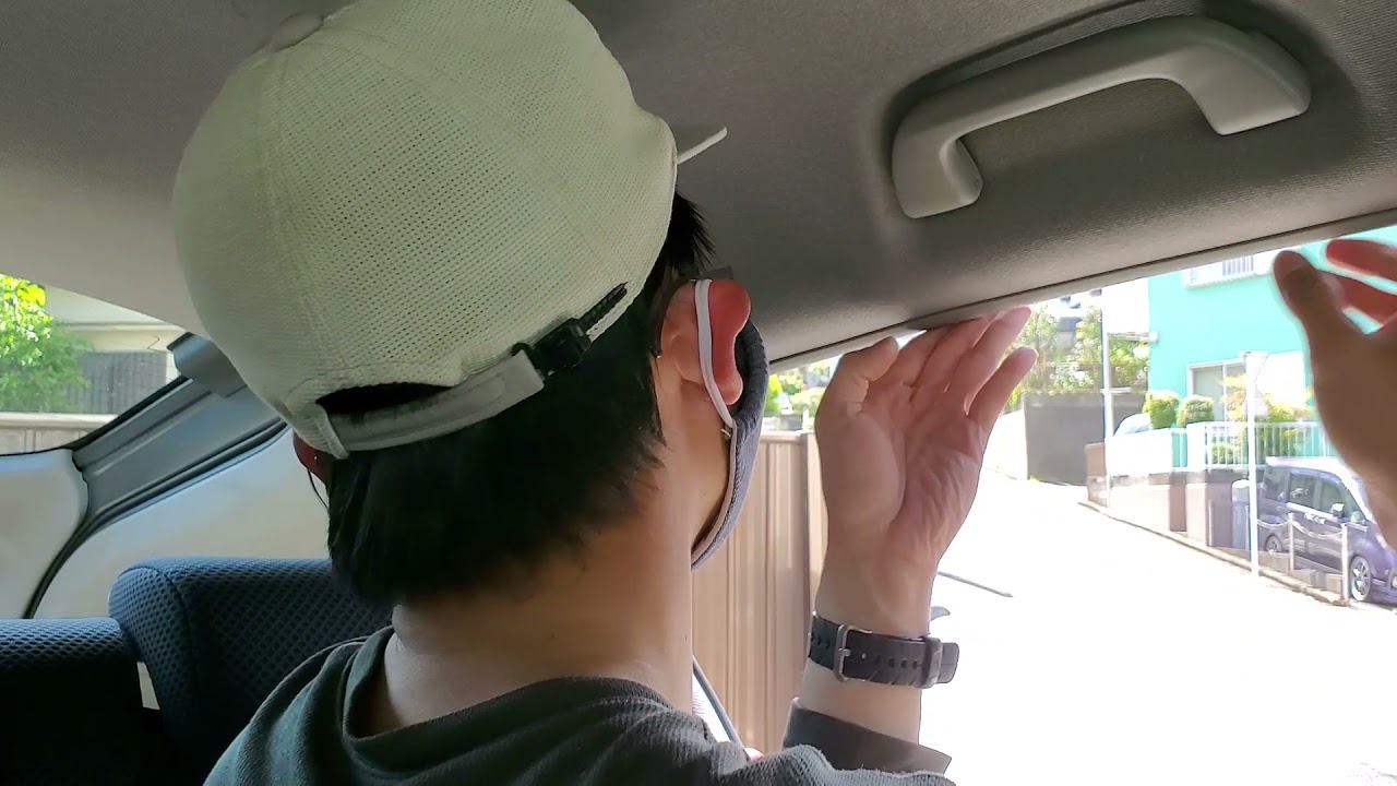 Tự đi dây camera sau cho Honda Insight
