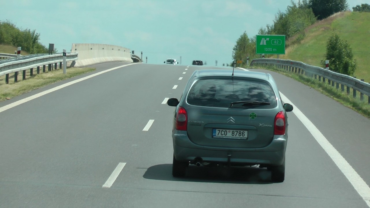 driver view Viking Cruises narrated tour bus ride from Prague to Passau (3 of 6)