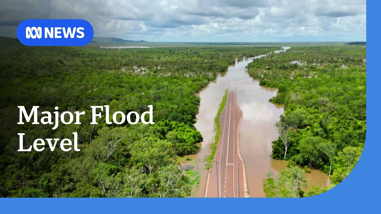 Daly River hits major flood level and set to peak on Tuesday | ABC NEWS
