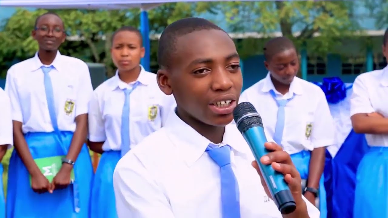 IGISIGO CY'ABANYESHURI BO MURI ECOLE DES SCIENCES DE MUSANZE