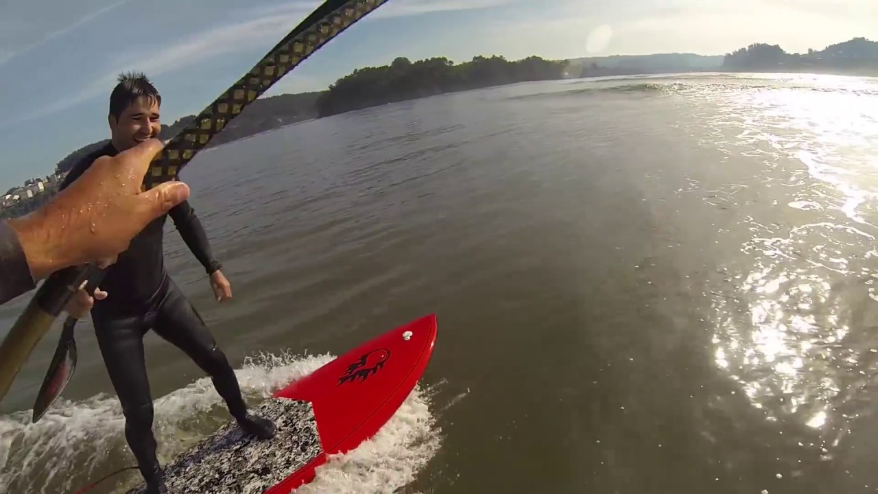 La ola m&aacute;s larga de Galicia, derrapes y 360, gopro mouth mount. Surf Sup