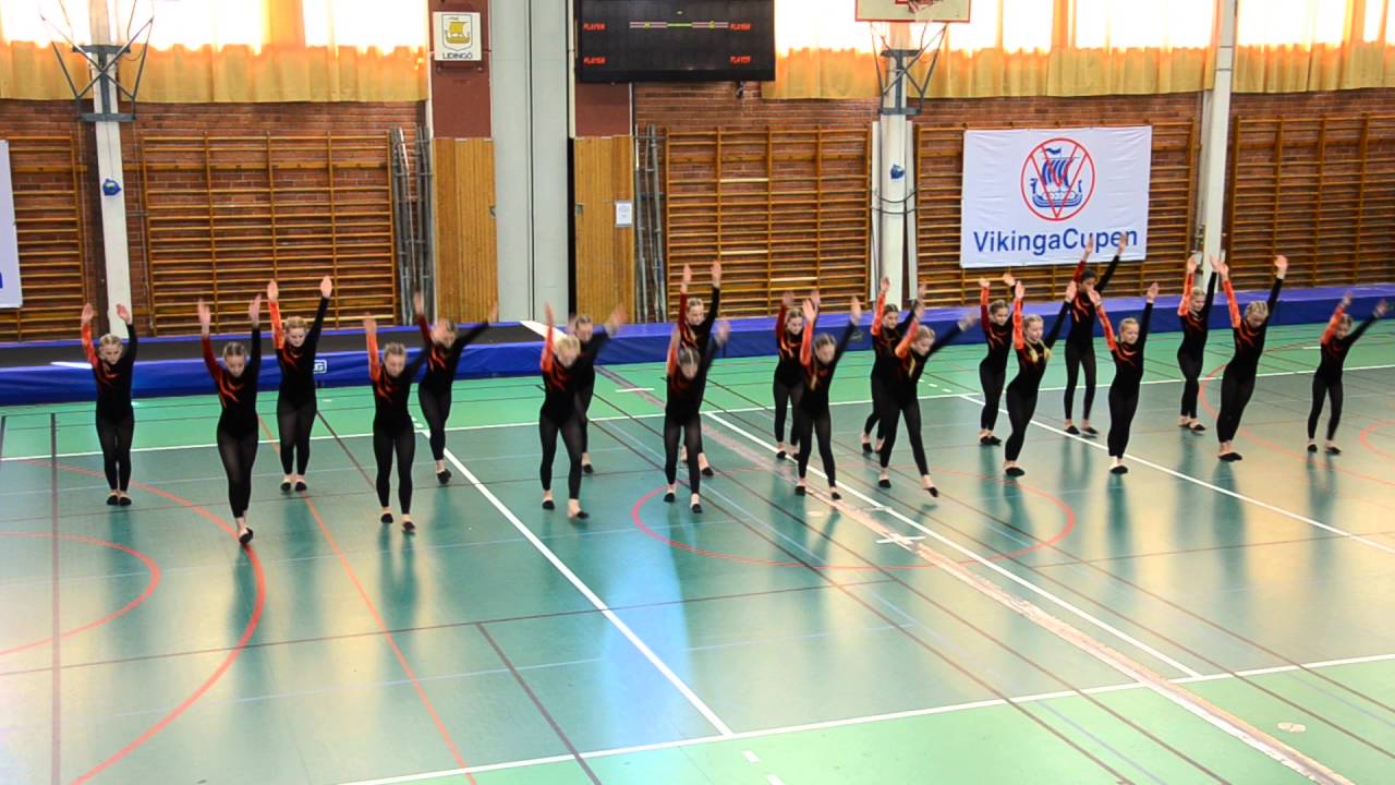 Fristående Visbygymnasterna trupp röd vikingacupen 2016