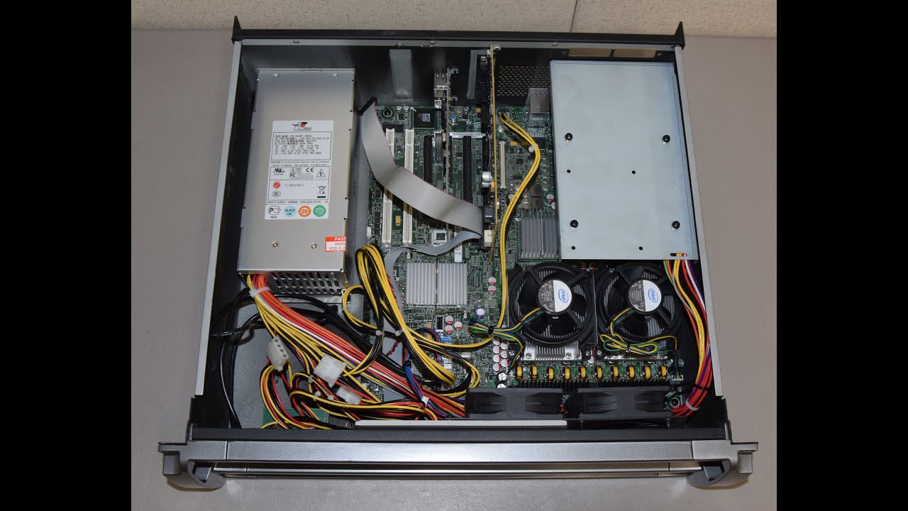 QSC Q-SYS Core 4000 audio processor #teardown Part 1 of 2