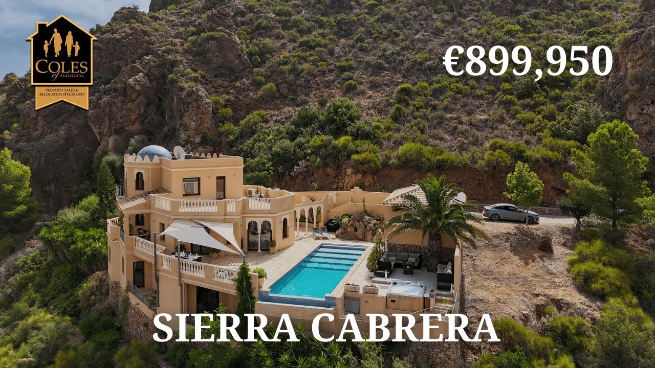 CAB3V25 - Luxury 4 bedroom villa in Cabrera with infinity pool - €899,950