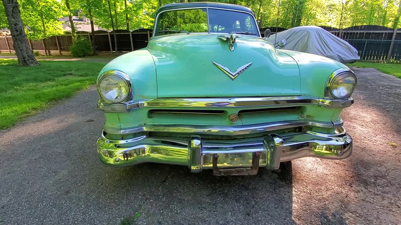 1952 Chrysler Saratoga Walk Around