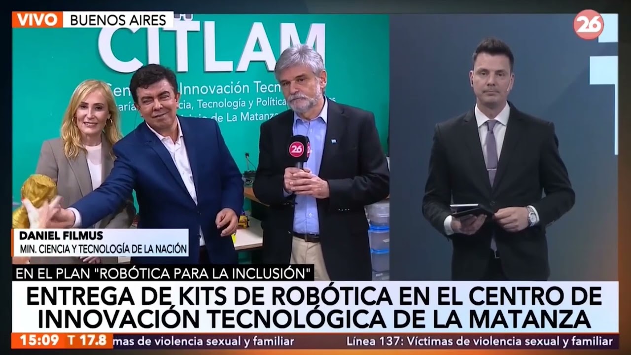 [MÓVIL CANAL 26] Junto a Daniel Fimus y Silvina Gvirtz entregamos kits de robótica en el CITLAM.