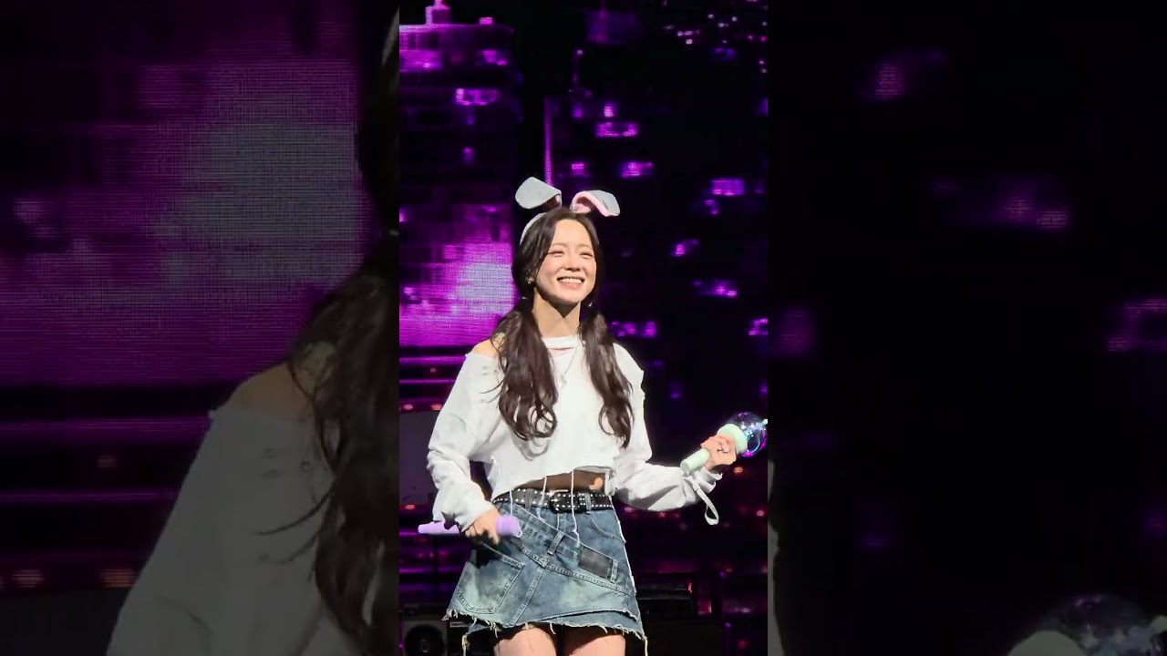 Kim Se Jeong Tenth Letter 022126 in Manila (Skyline)
