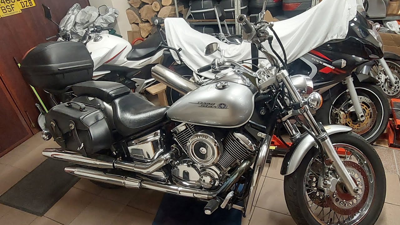 Yamaha XVS1100 Dragstar 2003: gaźniki, hamulce, olej I filtry.