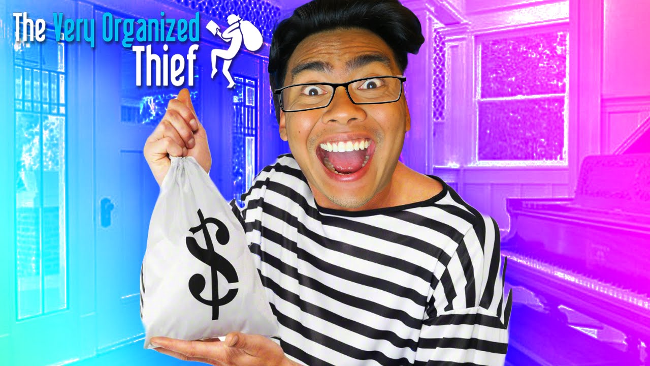 THE WORLD'S SMARTEST THIEF!