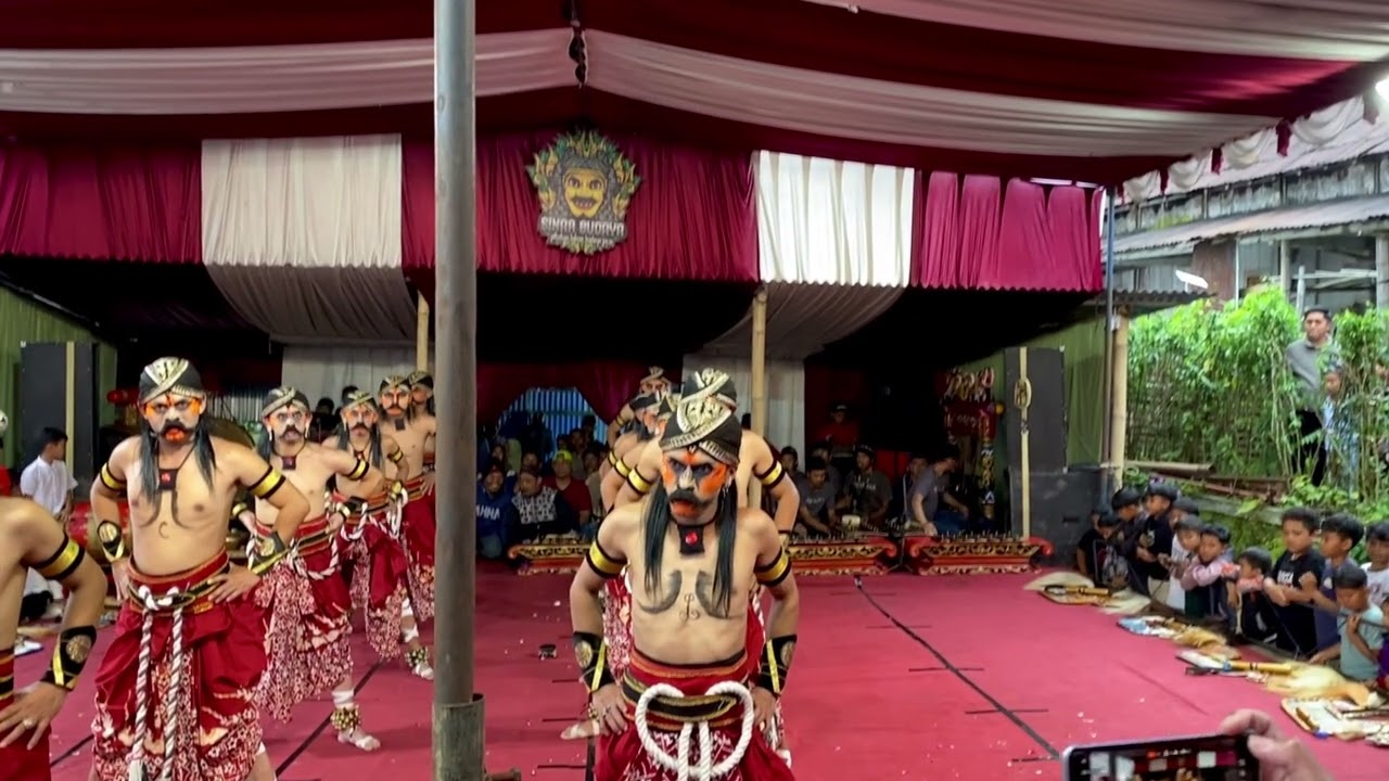 Warok Dewasa Sinar Budaya Klowoh Live Maron, Garung