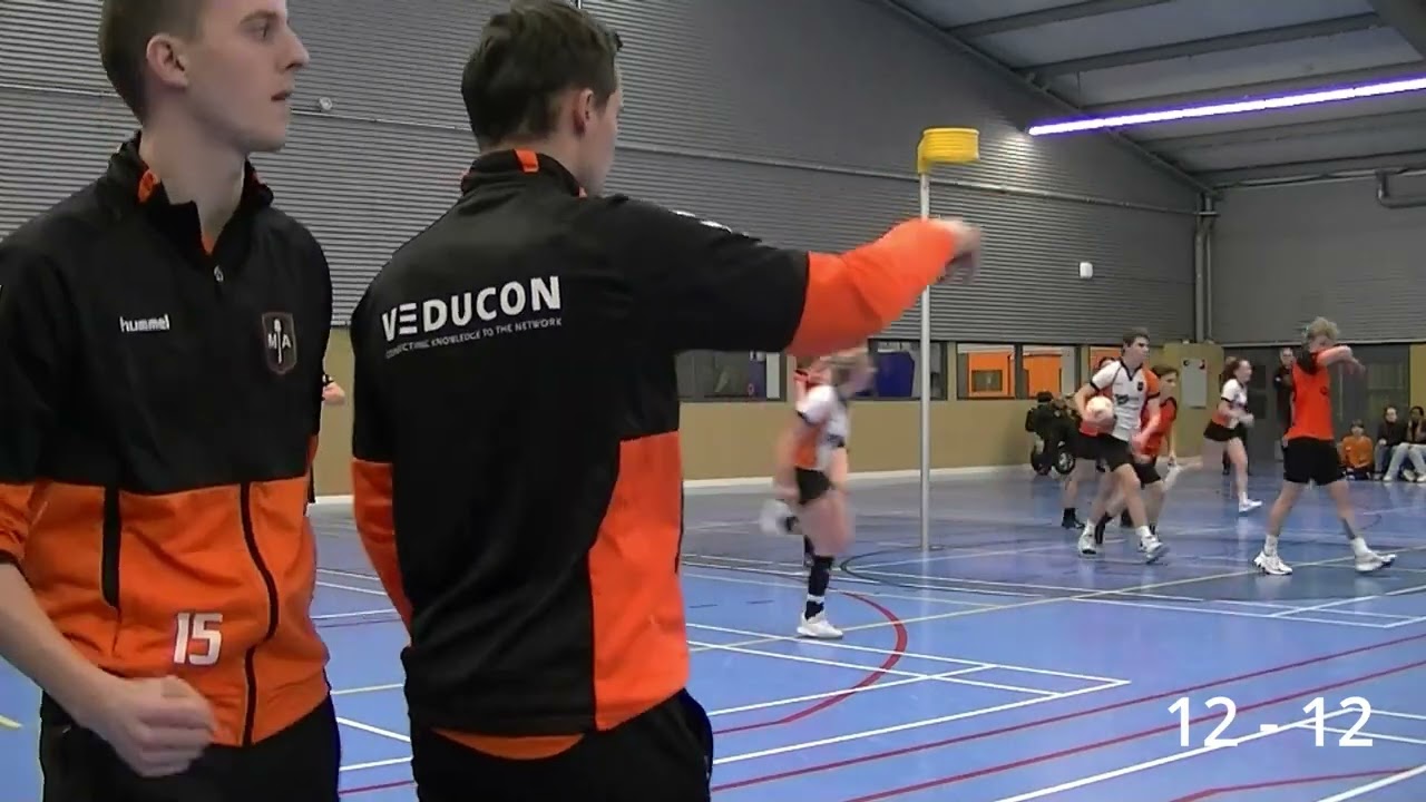 WEDSTRIJD WORDT BESLIST IN LAATSTE SECONDE! BOK STAAT OP Z'N KOP! | Ckv Mia A1 - Unitas A2