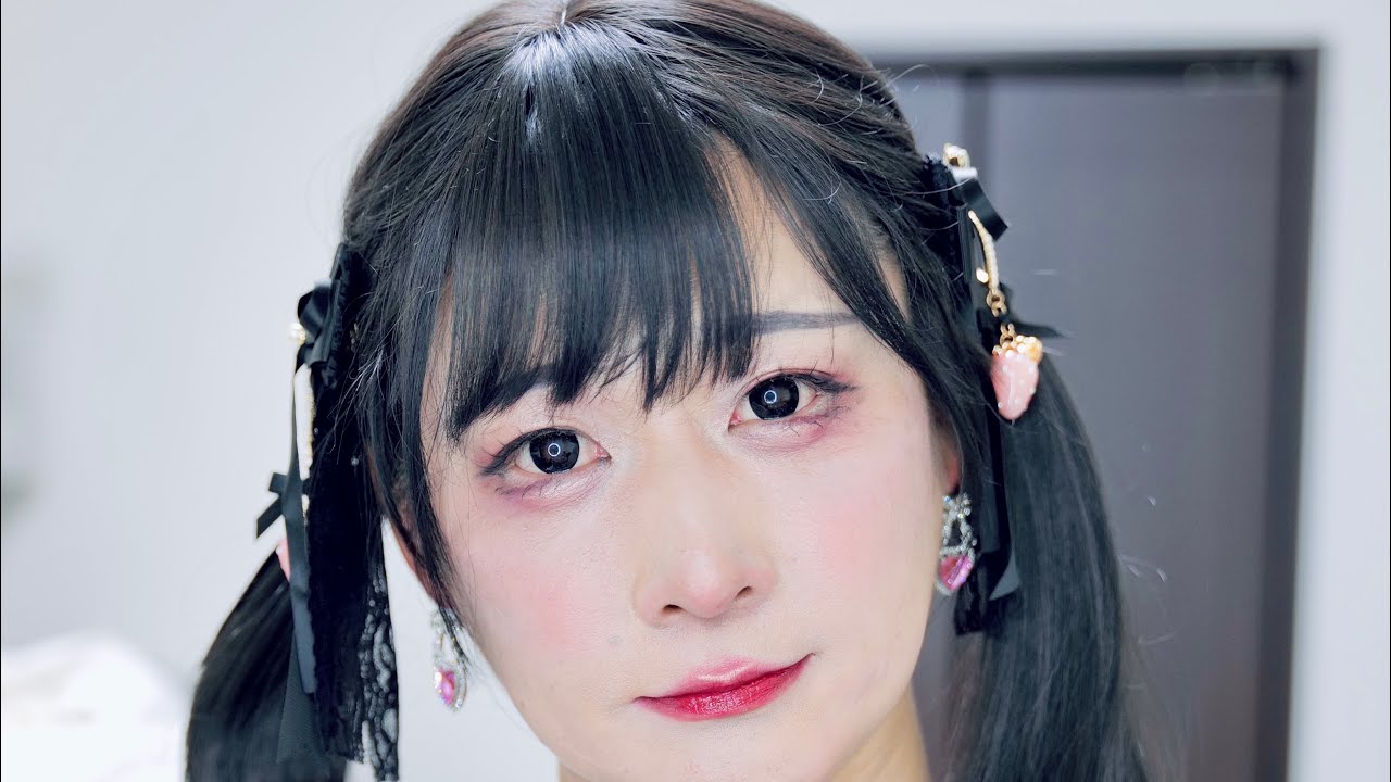 50歳おじがガチ女装メイク地雷系女子