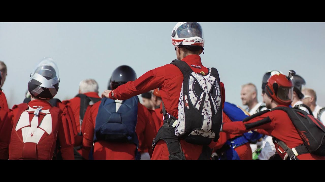 Skydive Pink Klatovy | Play Polish Record | 100way | August 2015 | HD | english subtitles
