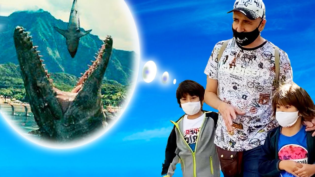 VAMOS al ACUARIO GIGANTE a ver la COMIDA del MOSASAURIO!! TIBURONES!!