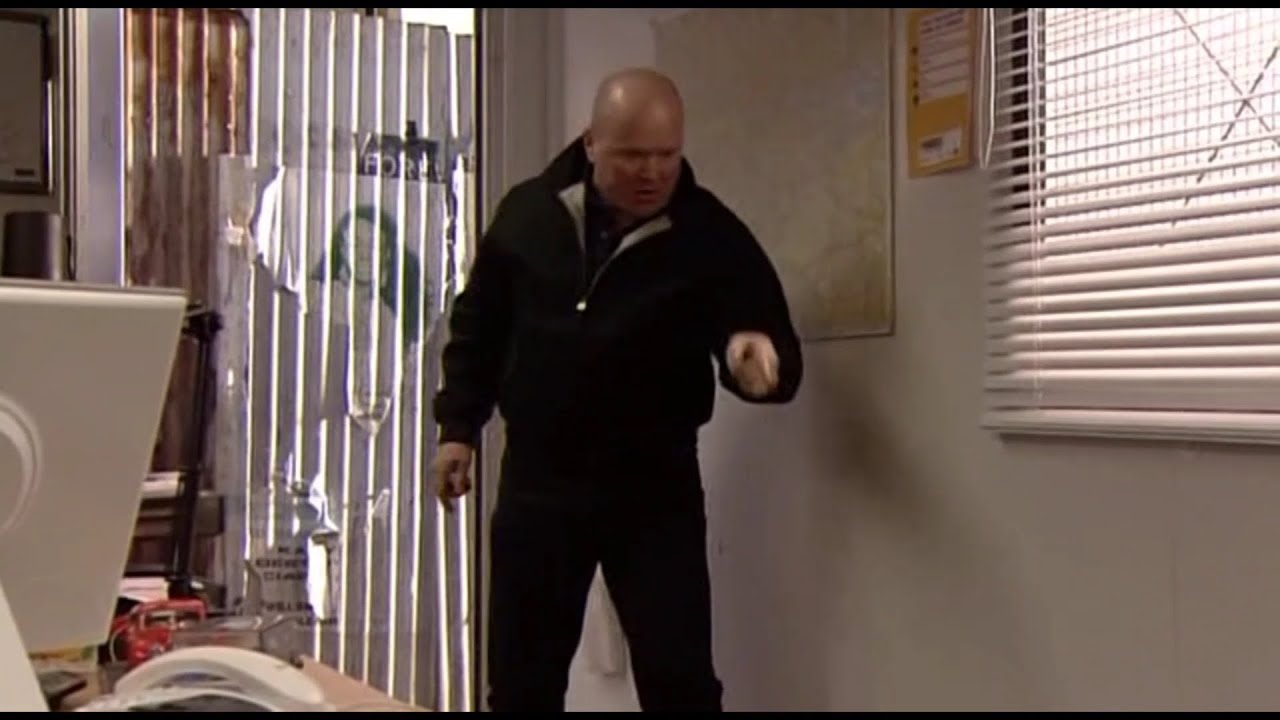 EastEnders - Phil Mitchell Threatens Darren Miller (11th January 2008)