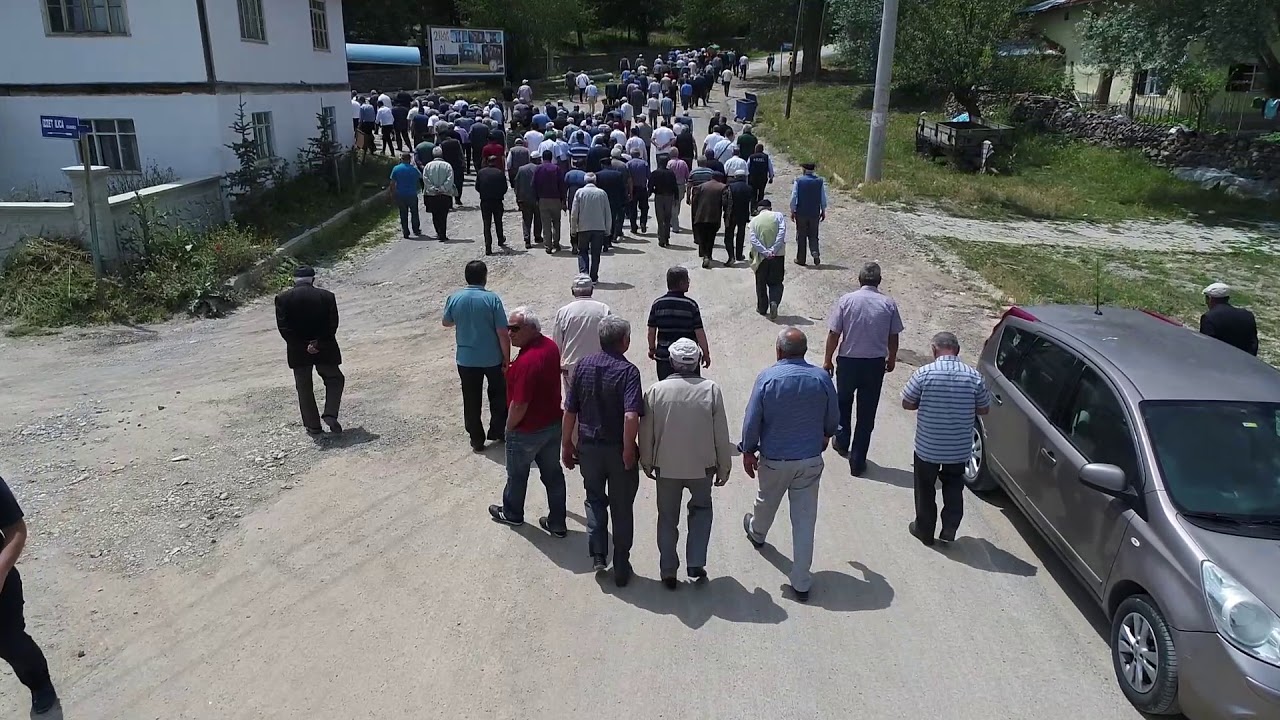 Atkaracalar Sefa Battal teyzemize Allah rahmet eylesin mekanı cennet olsun inşallah.