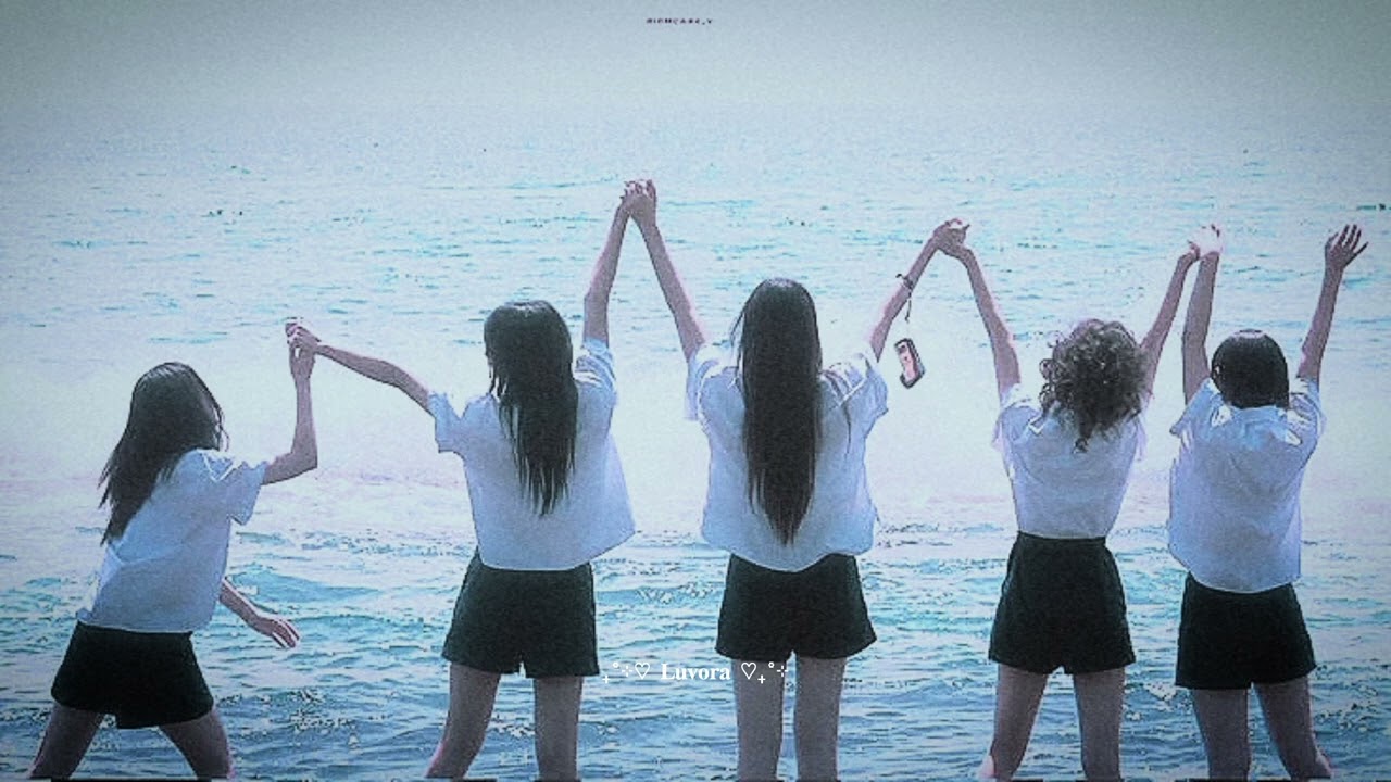 ｡⋆  𝒪𝒸𝑒𝒶𝓃  𝑒𝓎𝑒𝓈  ~  (𝓈𝓁𝑜𝓌𝑒𝒹 + 𝒹𝓇𝑒𝒶𝓂𝓎)  ⋆｡°