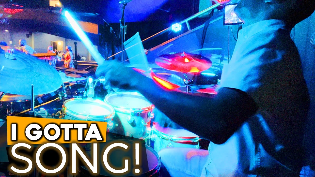 One of my favorite Gospel drum grooves! | Carlin Muccular on Drums at Church | I Gotta Song