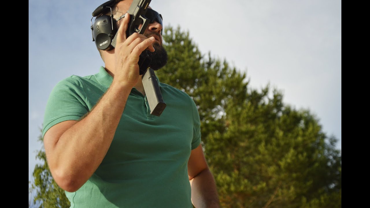Стрельба из пистолета для начинающих. Хват, стойка, спуск, выстрел. Нюансы и подходы.