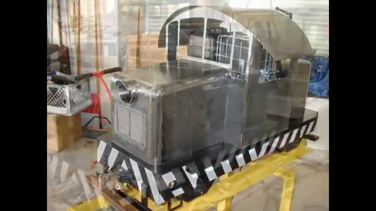 Building the EMD Model 40B Center Cab Engine in 7.5