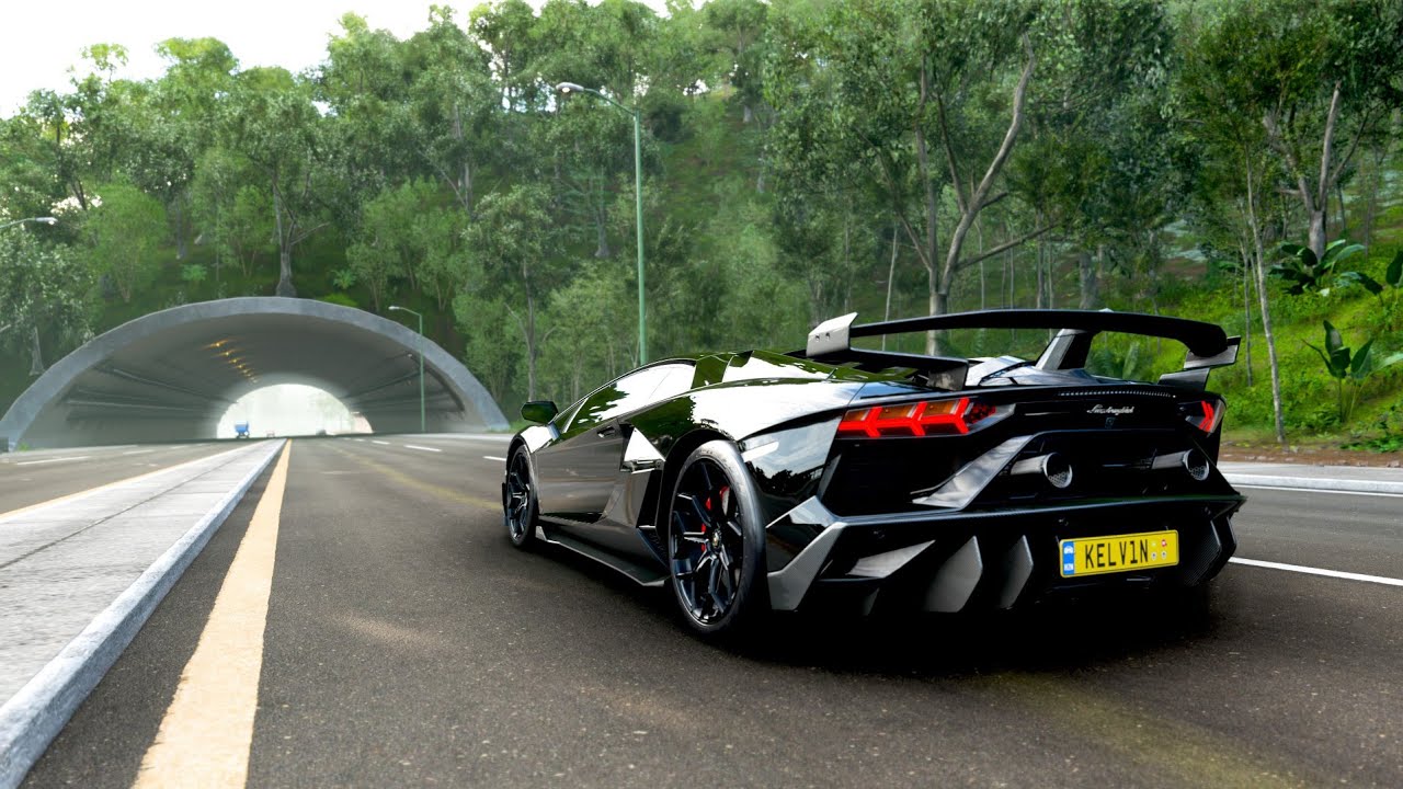 Lamborghini SVJ Tearing Down The Tunnel😲