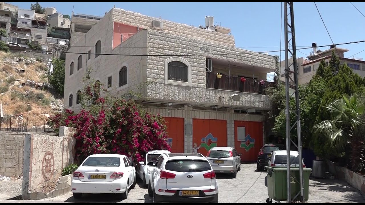 الاحتلال يخطر بهدم 5 شقق سكنية في سلوان جنوب المسجد الأقصى