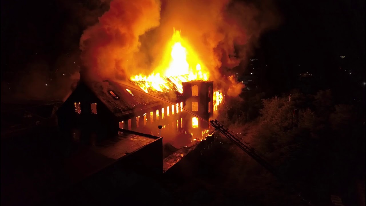 WFD Structure Fire Bank St 30July18 2