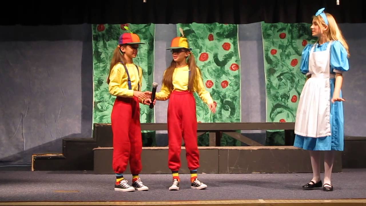 Tweedles in Alice & Wonderland Jr.