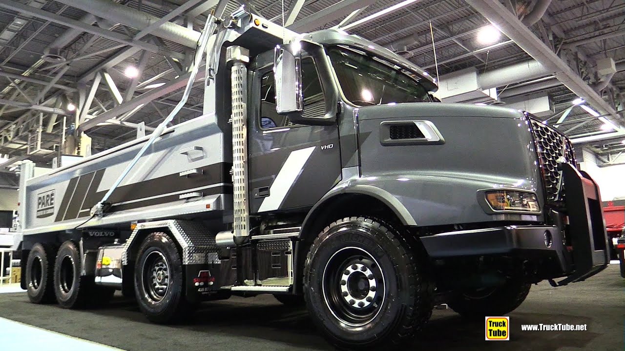 2022 Volvo VHD 64B 300 Dump Truck - Exterior Interior Walkaround Tour - Salon Camion Lourd de Quebec
